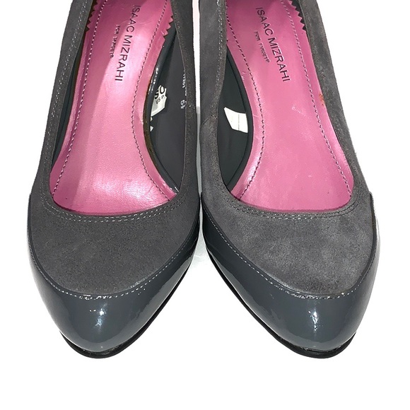 3/$12 Isaac Mizrahi Gray Heels Size 5.5 - Picture 5 of 8